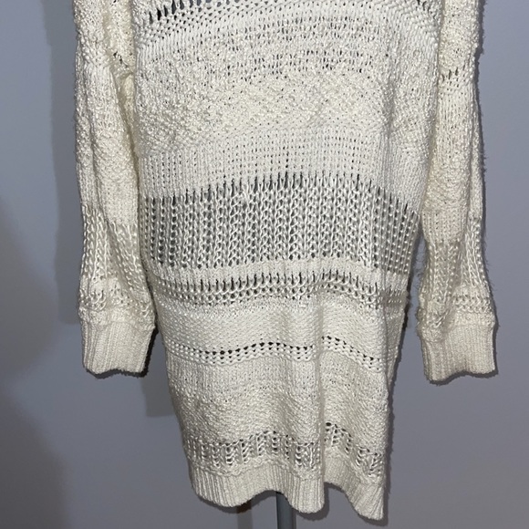 Lush Chunky Knit Oversized Sweater - Picture 9 of 13